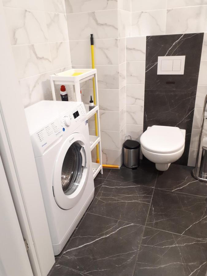 Vena Apartment Wrocław Buitenkant foto